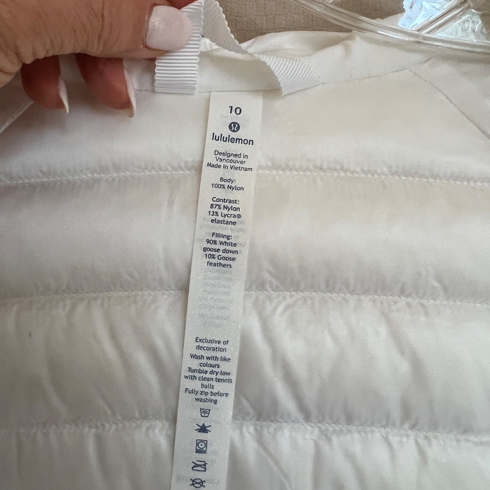 Lululemon Down For A Run Jacket II White Size 10 NWT - Picture 13 of 16